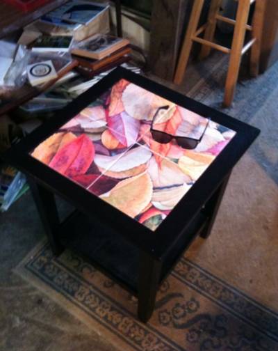 (coffee table)